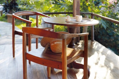 cet Eco-lodge possèdent 3 bungalows de luxe interdit aux enfants , confortables, décoration soignée, belles prestations, grandes terrasses, vue sur mer, plage privée magnifique , jardin magnifique